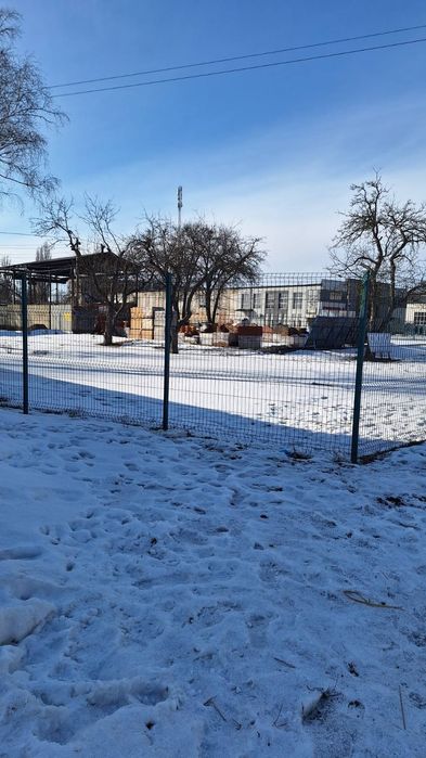 Здам в оренду Майданчик-Площадка, Приміщення з Рампою,Бокс, Кіоски