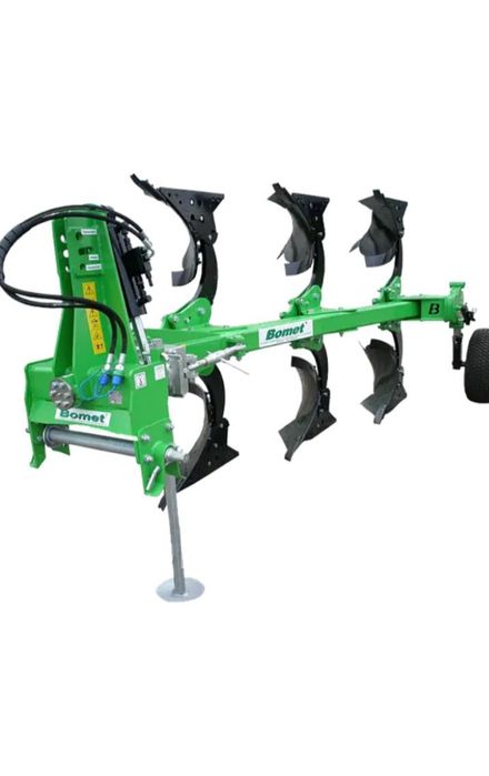 Плуг 3х корпусний оборотний