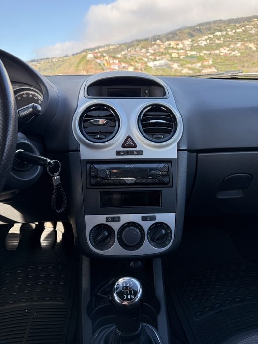 Opel corsa 1.3 turbo diesel