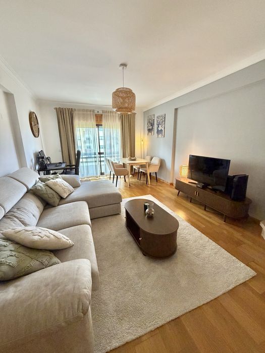 T2, 5.º andar, 90m2, Avenida do Miradouro, queluz