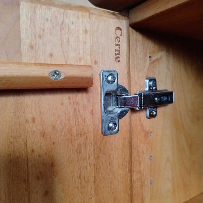 Móvel TV / Aparador em Madeira Maciça CERNE