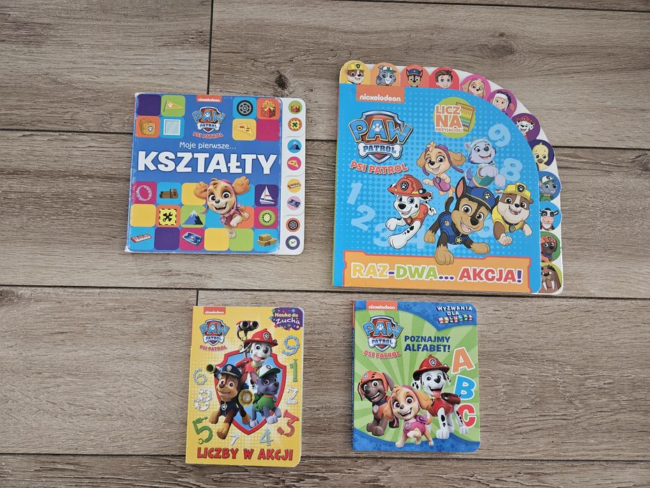 Zestaw książeczek psi patrol