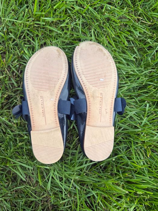 Zara_baletki Lakierowane Z Kwiatkami ,rozmiar 30
