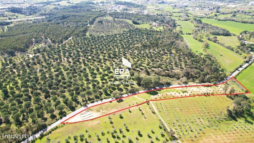 Terreno para Construção com Projeto Aprovado na Meia Via