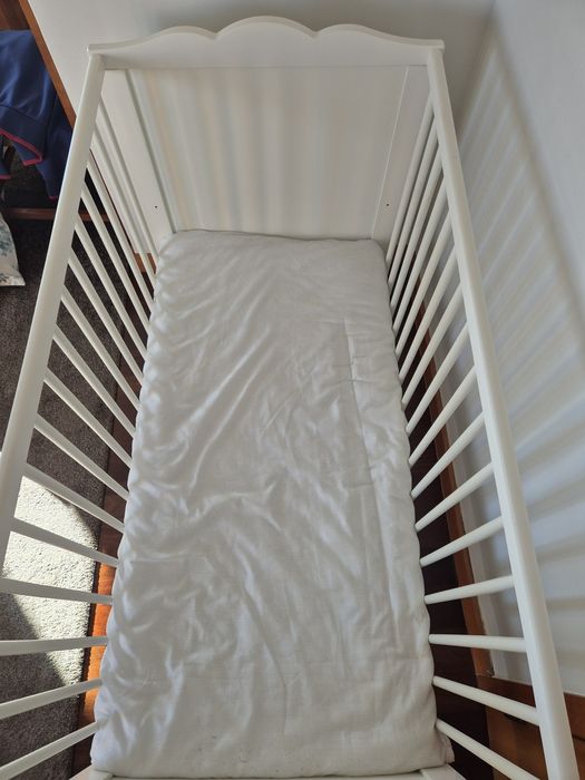 Berço ikea com colchão