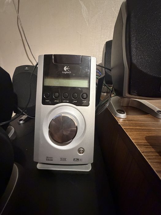 Домашний кинотеатр Logitech Z-5500 5.1 DTS