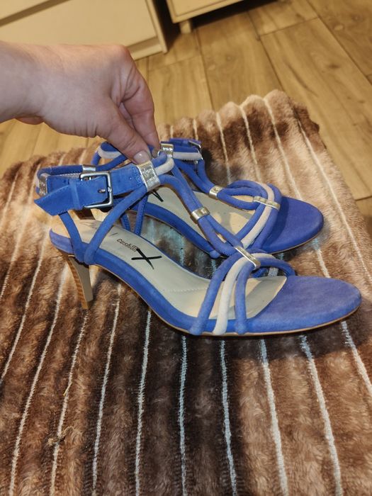 Clarks NIWE sandałki 38