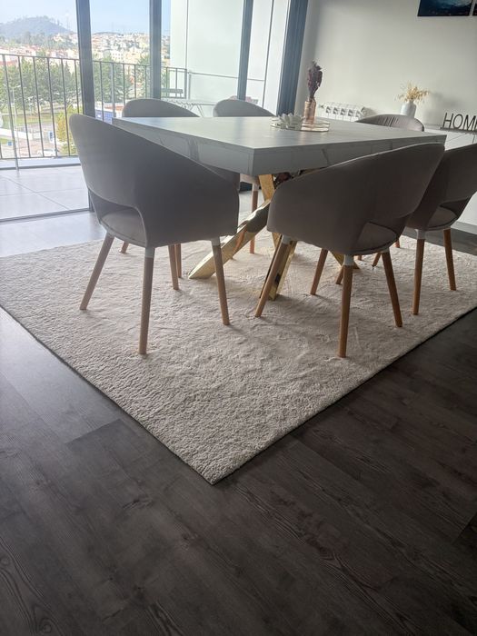 Duas carpetes para Sala estar / jantar