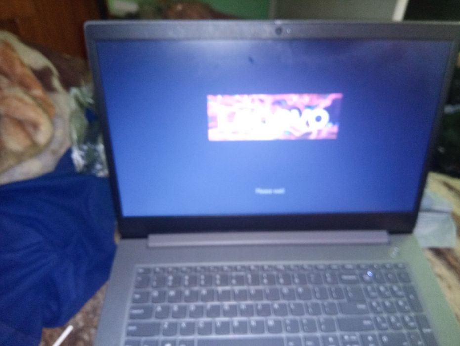 Laptop Lenovo Ideapad 3 uszkodzony. Odbiór osobisty.