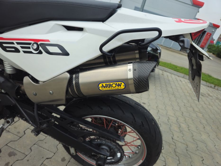 Husqvarna sms 630 supermoto