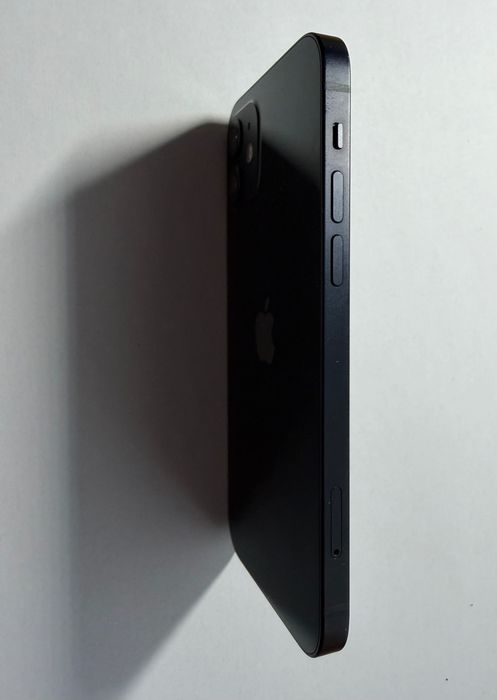 Продам iPhone 12 128гб neverlock