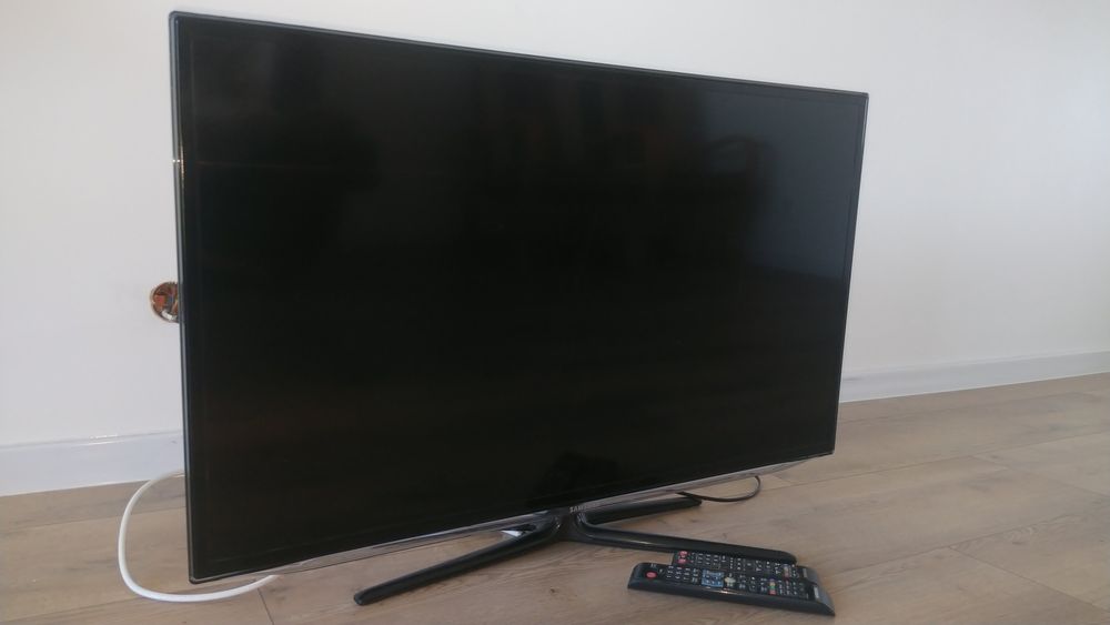 Telewizor Samsung UE40ES6100