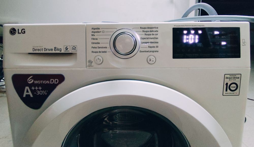 Máquina Lava Roupa LG - Bem Conservada