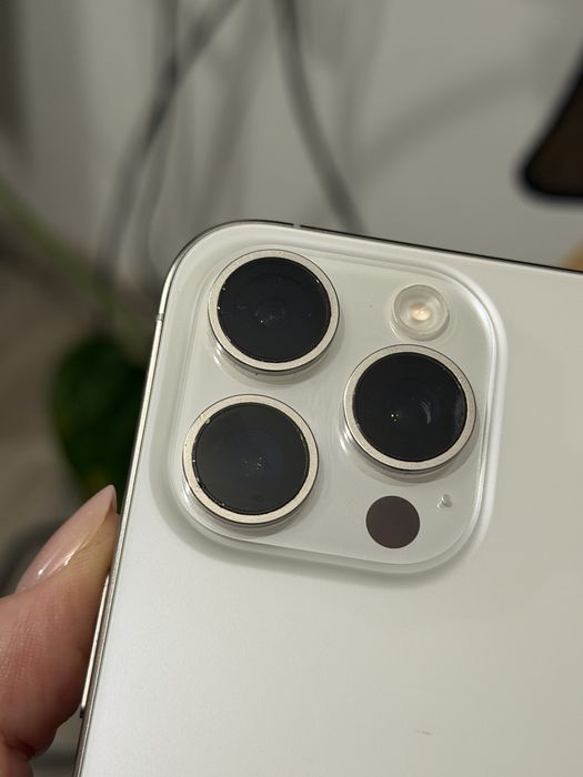 Sprzedam Iphone 15 Pro Max White Titanium 256 GB