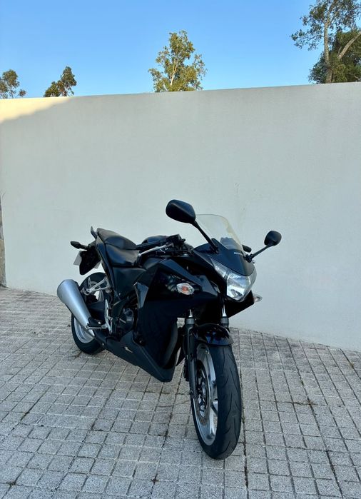 Honda  CBR 250 R