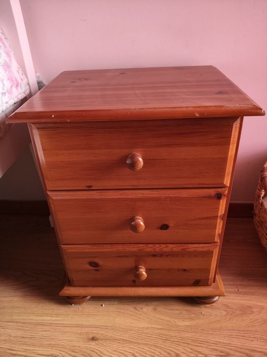Mesa de cabeceira