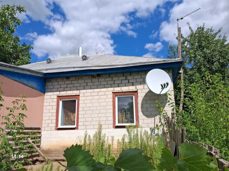 .Продаж будинку у с. Мельники, Золотоніського району.