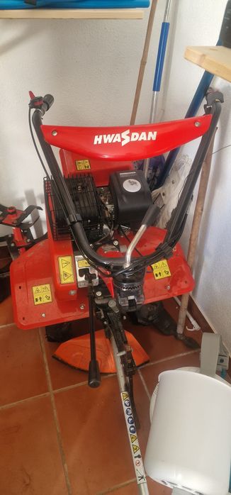 Motocultivadora . Praticamente nova