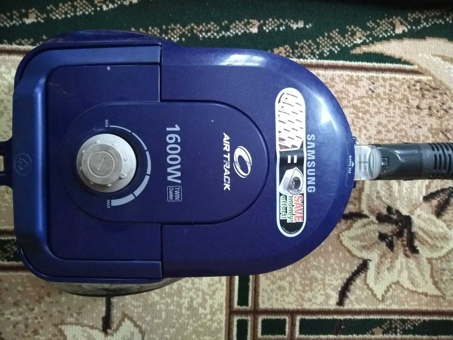 Пилесос SAMSUNG. Цена 1550 грн