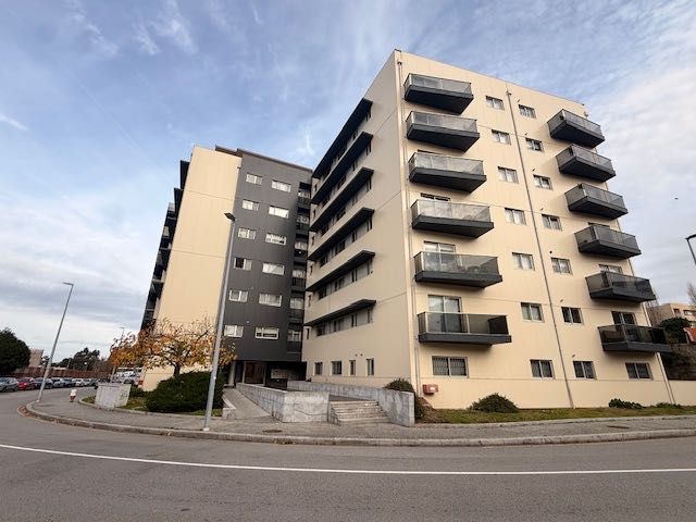 Penthause t5, faculdade de Eng. Porto / H.S.João