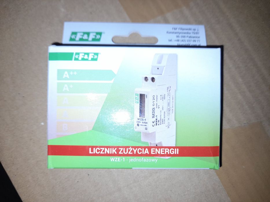 Licznik zużycia energii jednofazowy FF WZE-1 komplet 4 sztuk 150zł do negocjacji!