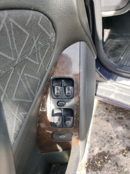 Para Peças Mercedes-Benz C-Class (W203)