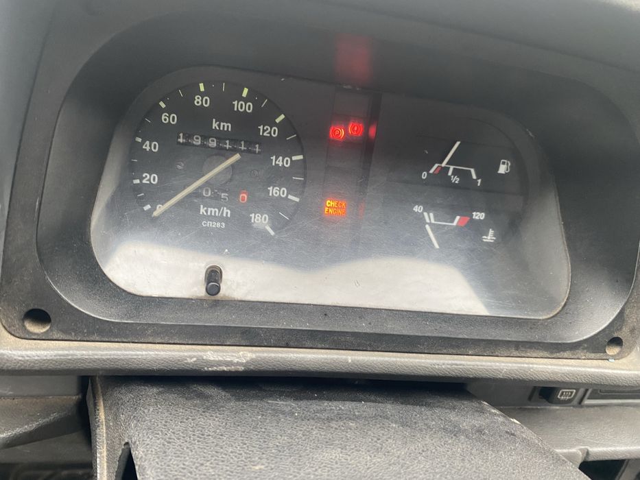 Приборна панель Славута,Таврія.