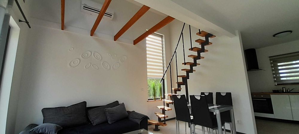 domek caloroczny na zgłoszenie Nowoczesna stodola 60m2 panele  sip-pol