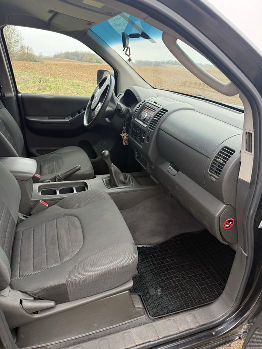Nissan Navara D40