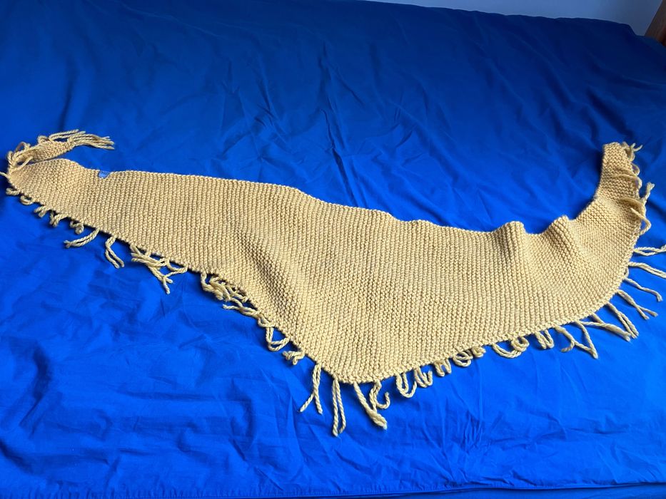 Chusta damska wełniana