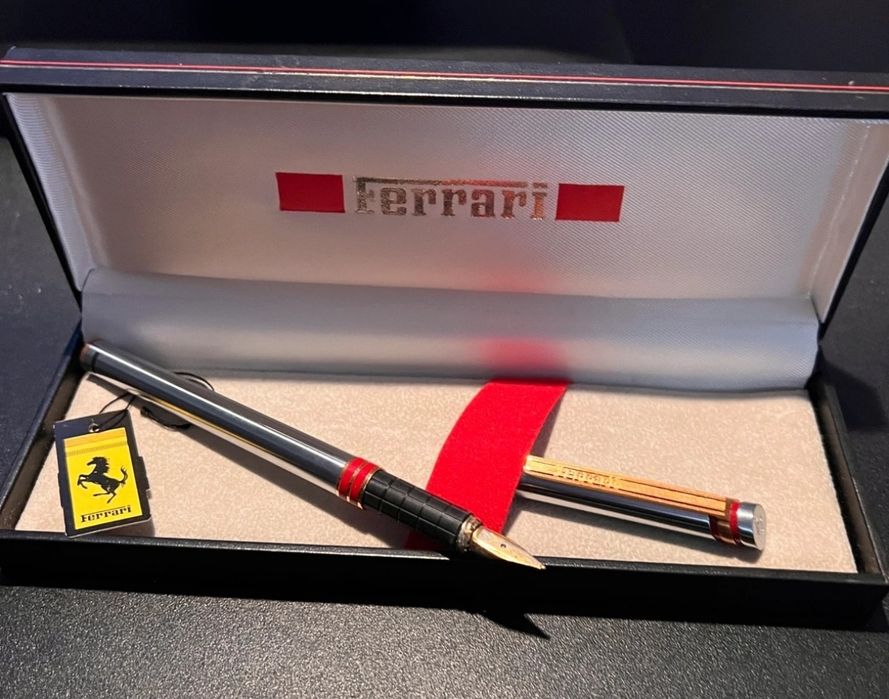 Caneta FERRARI Edição especial limitada 50 anos
