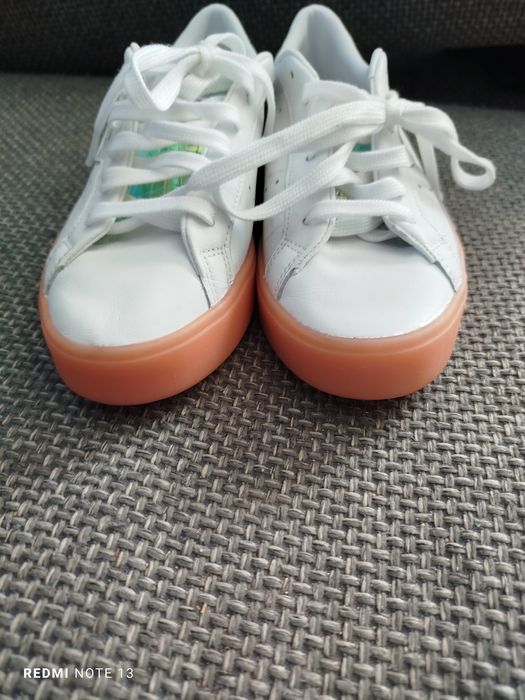 Sprzedam buty nowe firmy Adidas rozmiar 37⅓
