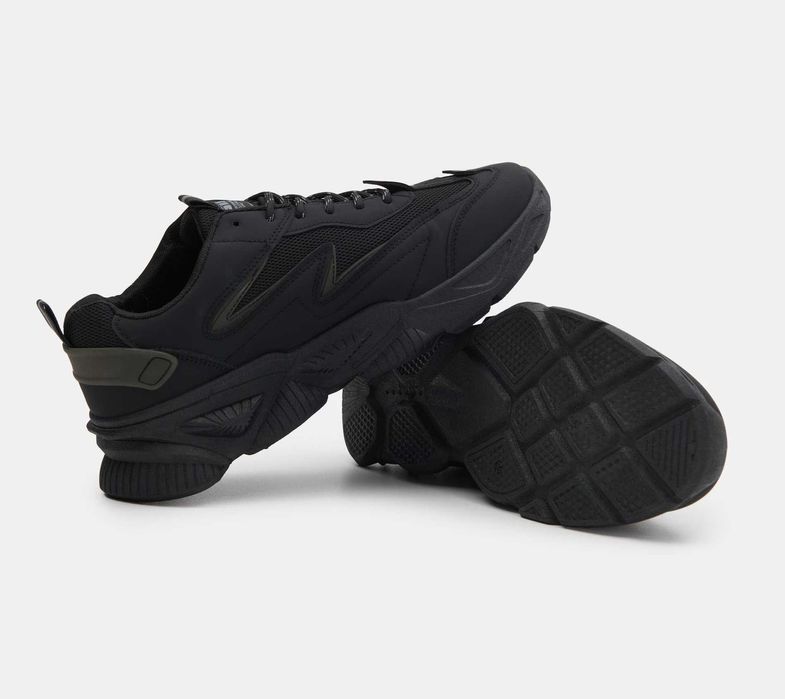 Чоловічі Кросівки Sinsay Польща (41 розмір) НОВІ