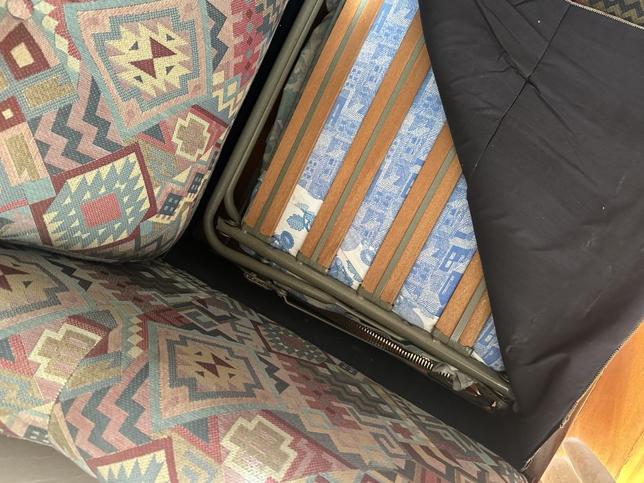 Sofá-Cama de 2 Lugares em Madeira Maciça