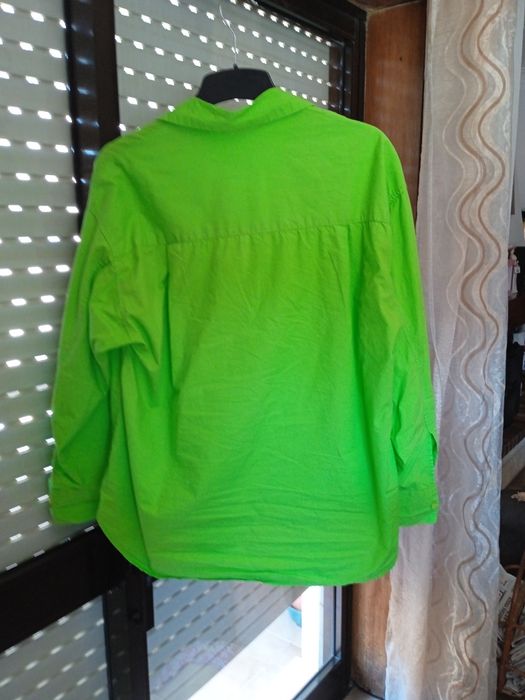 Vendo camisa muito gira