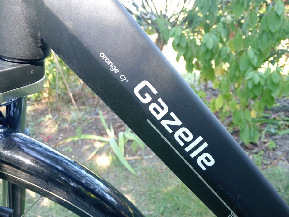Rower holenderski Gazelle Orange C7+ czarny mat 61