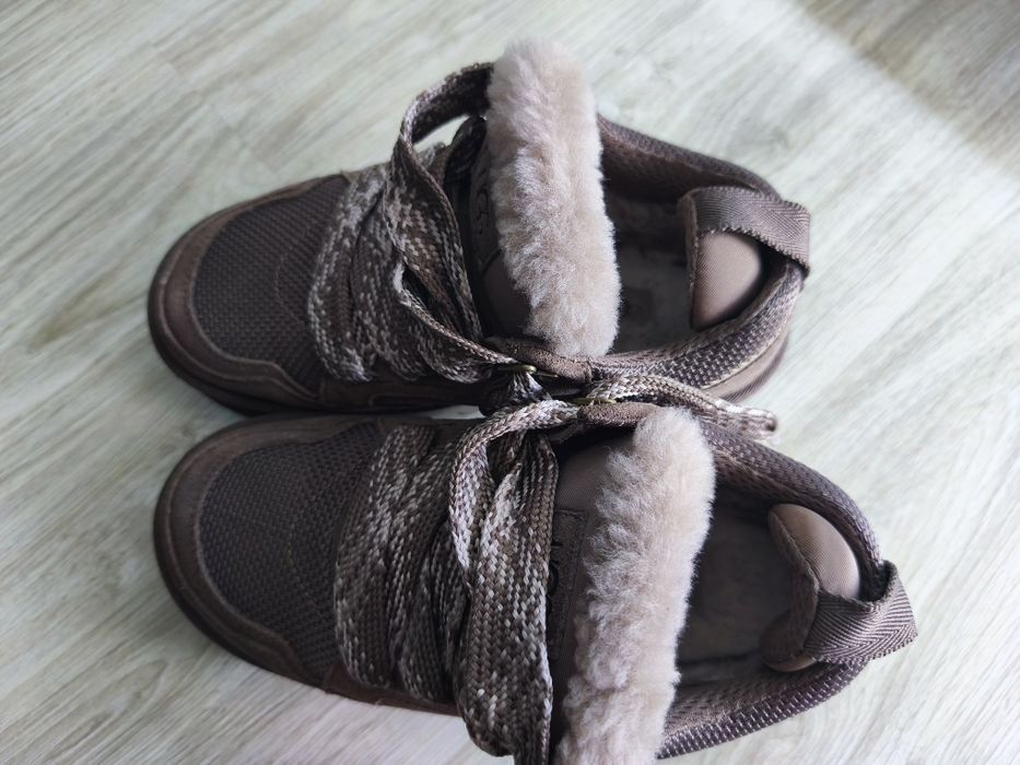 UGG Lowmel buty zimowe śniegowce 40