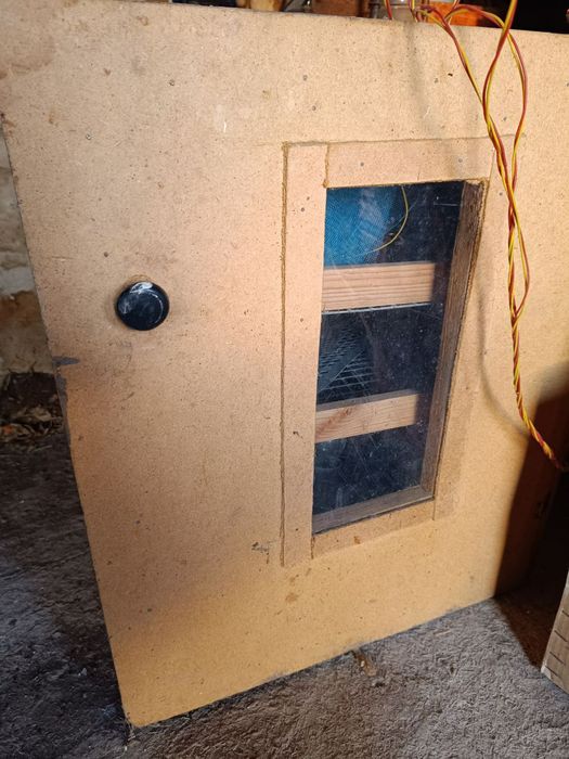 Інкубатор під ремонт