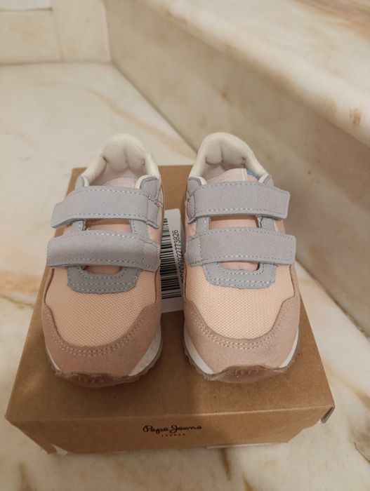 Tênis de criança menina