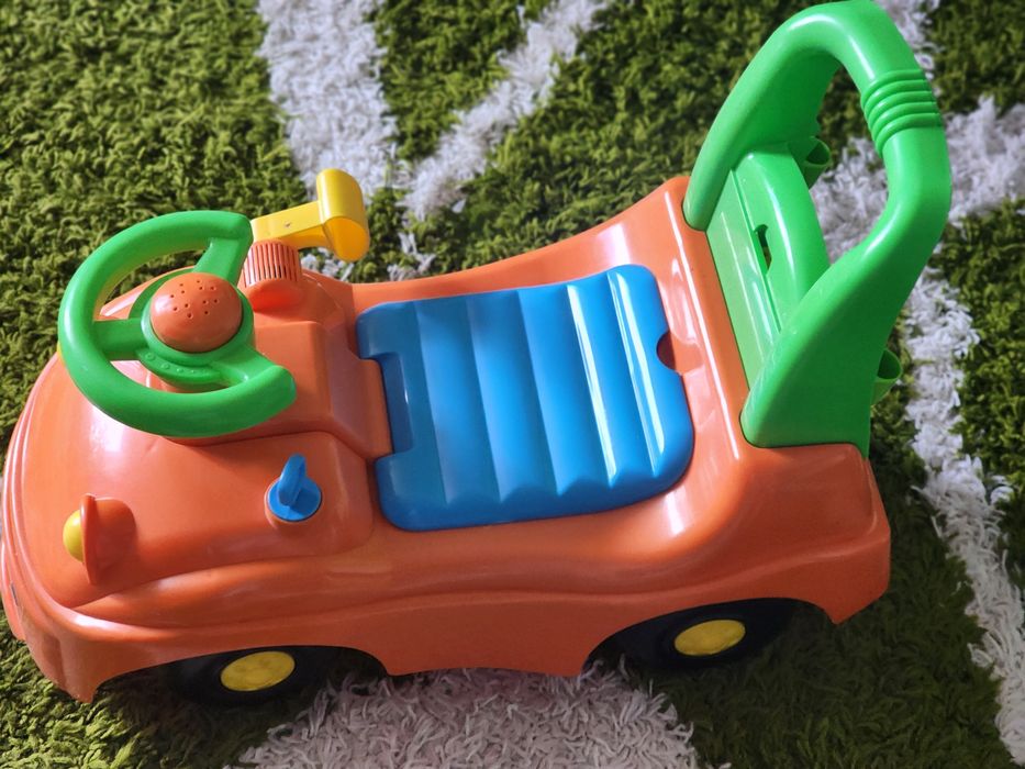 Chicco толокар,  машинка