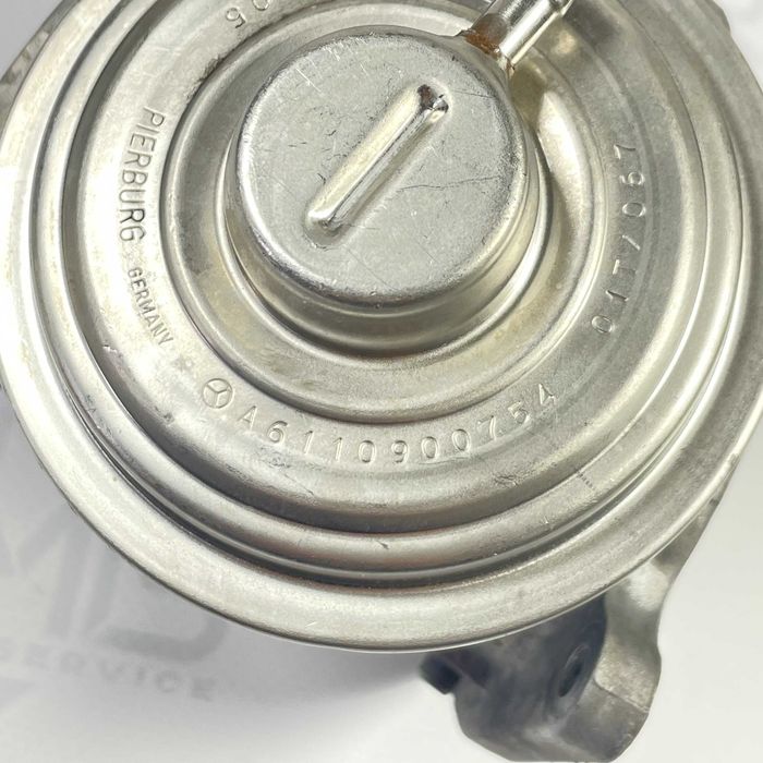 Клапан EGR - ЕГР на Мерседес C W203 E W210 ML270 W163 2.2 om611 2.7