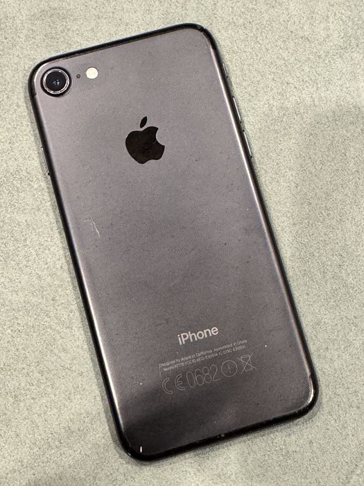 iPhone 7 32 Gb ОРИГИНАЛ