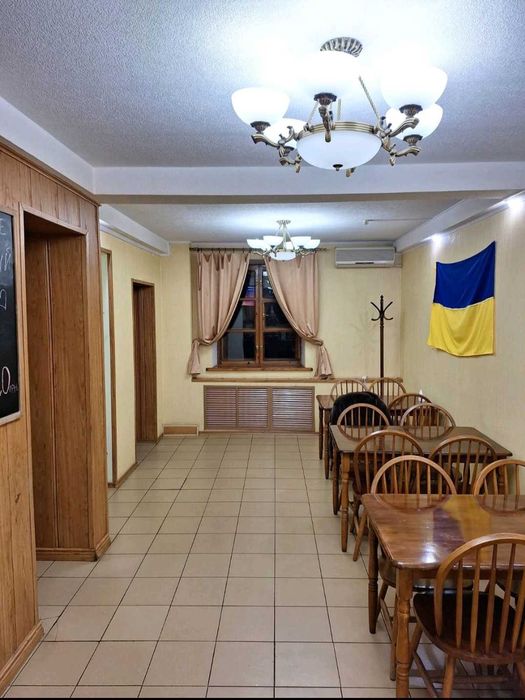 Продаж готового Підвального приміщення Кафе -80 кв.м. у Центрі міста!
