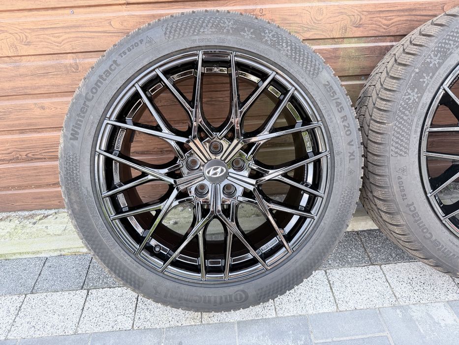 Koka zimowe hyundai Ioniq 5 tucson 255/45r20 2025 rok Continental