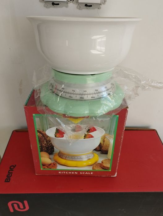 Balança de cozinha nova