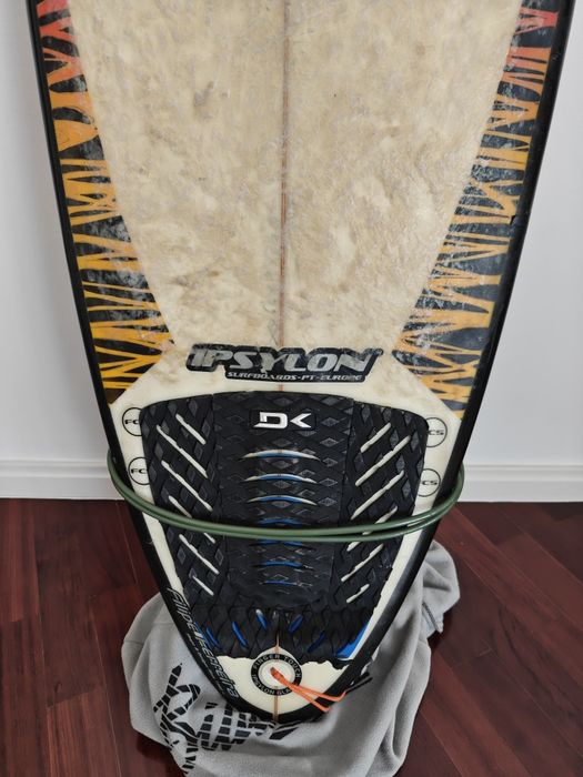 Prancha surf 6'4 c/ saco