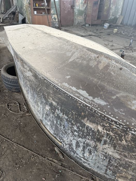 Продам лодку  Южанка з мотором suzuki 15 2t
