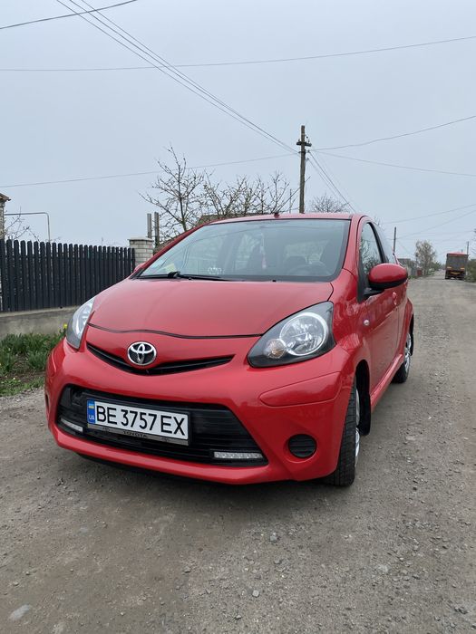 Toyota Aygo 2012 року