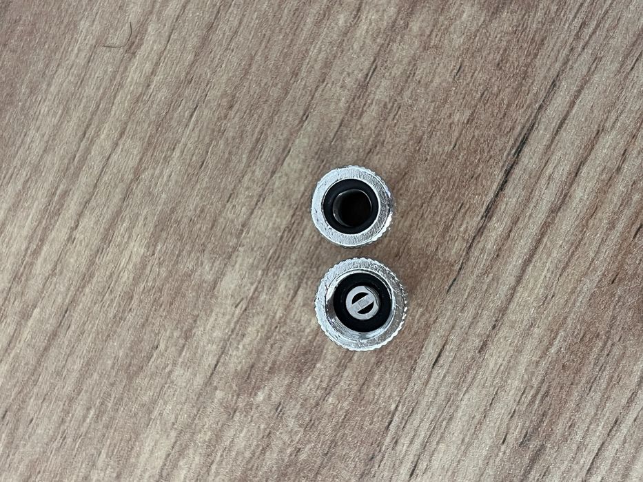 Zestaw adapterow do pompowania