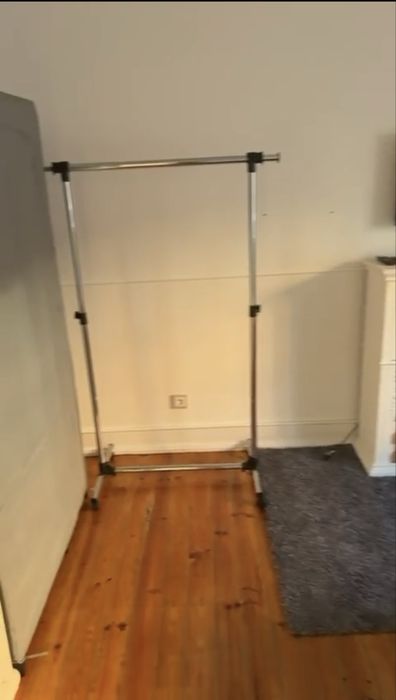 Alugo Quarto em Portas de Benfica